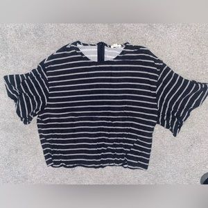 Black and White Stripped Crop Top | ARDENE | Size: L